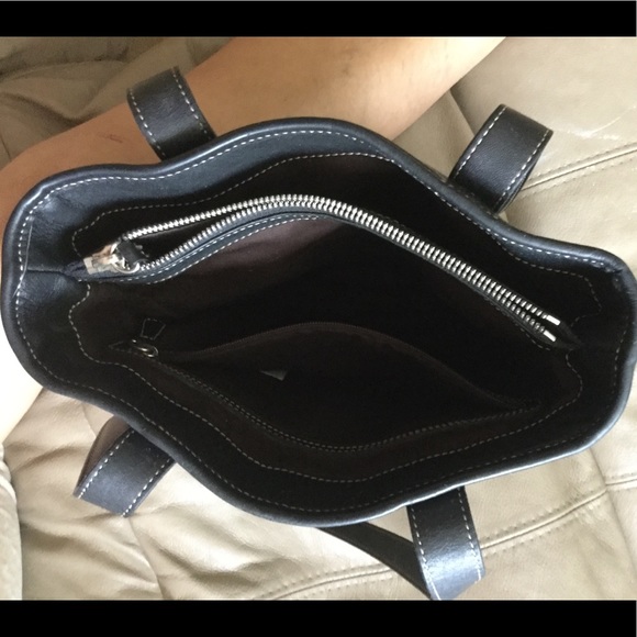 Authentic Coach Purse - Picture 2 of 4